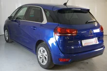 Thumbnail-Foto von Fahrzeug