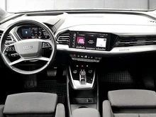 Audi Q4 Sportback e-tron 50 e-tron quattro in Mythosschwarz metallic