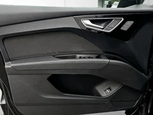 Audi Q4 Sportback e-tron 50 e-tron quattro in Mythosschwarz metallic