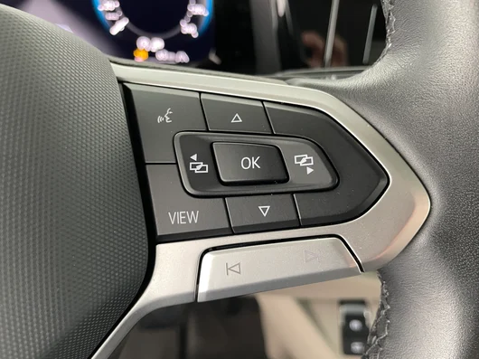 Bild eines VW Multivan Business ÜH TDI