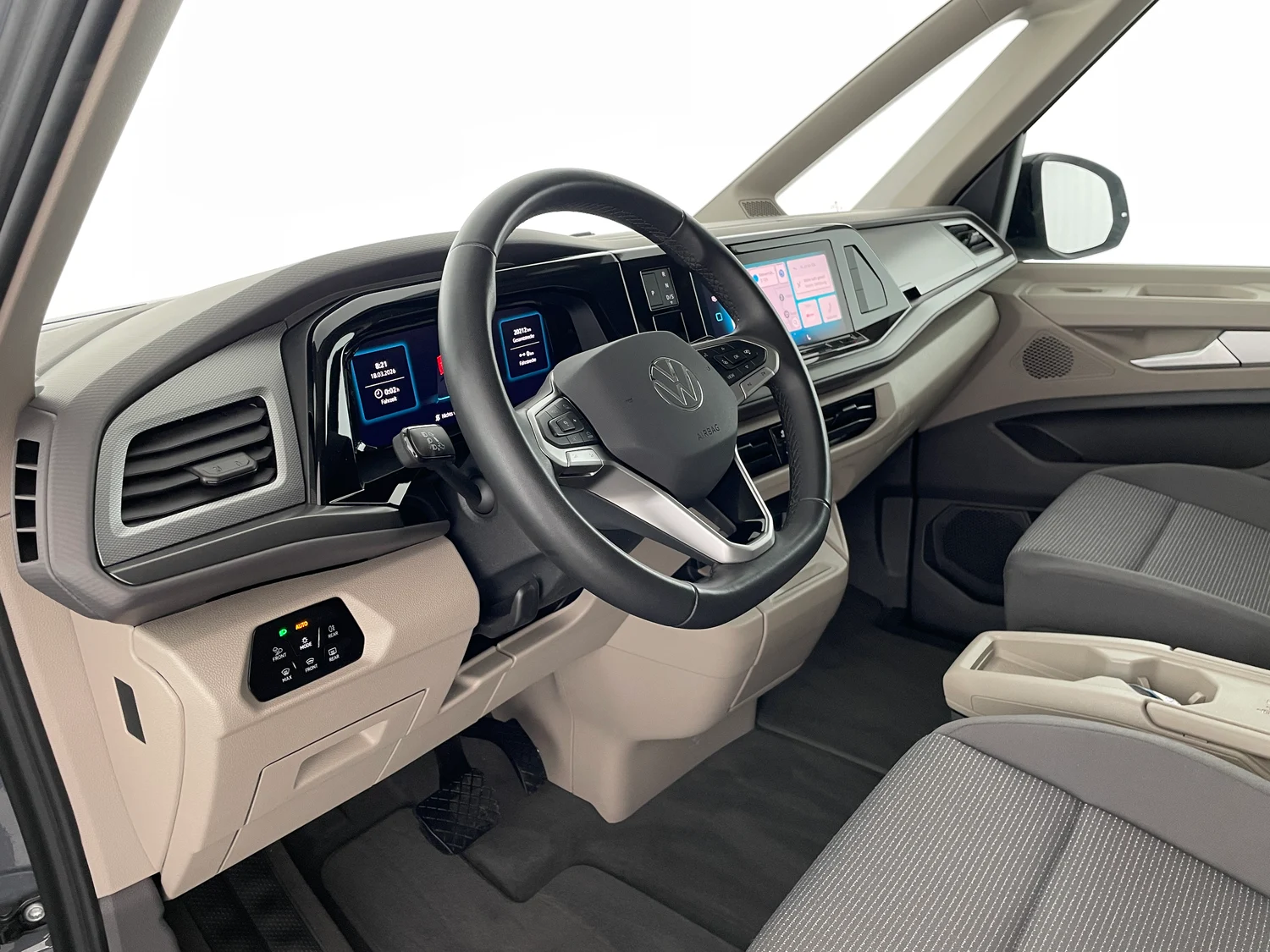 Bild eines VW Multivan Business ÜH TDI