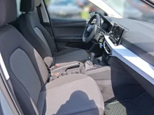 SEAT Arona Reference Edition 1.0 TSI in Fjord-Blau