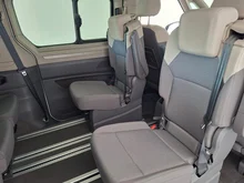 VW Multivan Business eHybrid 180 kW 4MOTION in Candyweiß