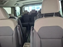 VW Multivan Business eHybrid 180 kW 4MOTION in Candyweiß