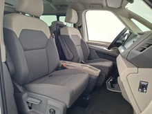 VW Multivan Business eHybrid 180 kW 4MOTION in Candyweiß