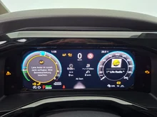 VW Multivan Business eHybrid 180 kW 4MOTION in Candyweiß