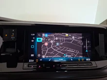 VW Multivan Business eHybrid 180 kW 4MOTION in Candyweiß