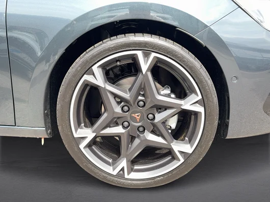 Bild eines CUPRA Leon SP Kombi 1.5 eTSI DSG