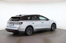 VW ID.7 Tourer GTX 4MOTION 250kW Business in Scale Silver Metallic Dach Schwarz