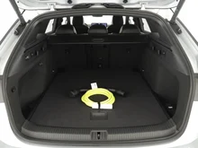 VW ID.7 Tourer GTX 4MOTION 250kW Business in Scale Silver Metallic Dach Schwarz