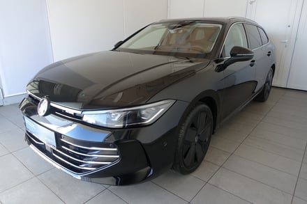 VW Passat Variant Elegance eTSI DSG
