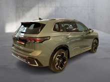 VW Tiguan Sport TDI DSG in Cipressino-Grün Metallic