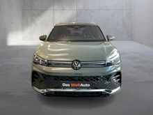VW Tiguan Sport TDI DSG in Cipressino-Grün Metallic