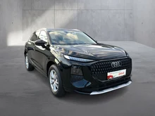 Audi Q3 TDI 110 kW  intense in Mythosschwarz Metallic