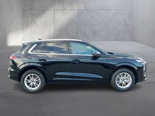 Audi Q3 TDI 110 kW  intense in Mythosschwarz Metallic