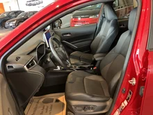 Toyota Corolla Cross 2,0 Hybrid Lounge 2WD in mittelrot - metallic