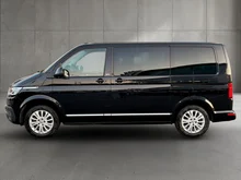 VW Multivan Comfortline TDI 4MOTION in DEEP BLACK PERLEFFEKT