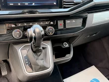 VW Multivan Comfortline TDI 4MOTION in DEEP BLACK PERLEFFEKT