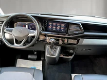 VW Multivan Comfortline TDI 4MOTION in DEEP BLACK PERLEFFEKT