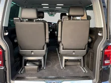 VW Multivan Comfortline TDI 4MOTION in DEEP BLACK PERLEFFEKT