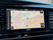VW Multivan Comfortline TDI 4MOTION in DEEP BLACK PERLEFFEKT