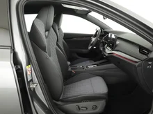 Škoda Octavia Combi Sportline TDI DSG in Graphit-Grau Metallic