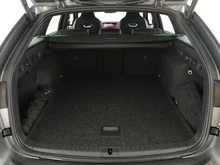 Škoda Octavia Combi Sportline TDI DSG in Graphit-Grau Metallic