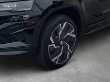 Škoda Karoq 4x4 Sportline TDI DSG in Black-Magic Perleffekt