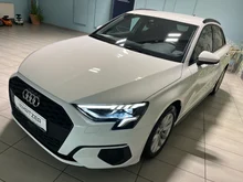 Audi A3 Sportback 30 TFSI intense in ibisweiß