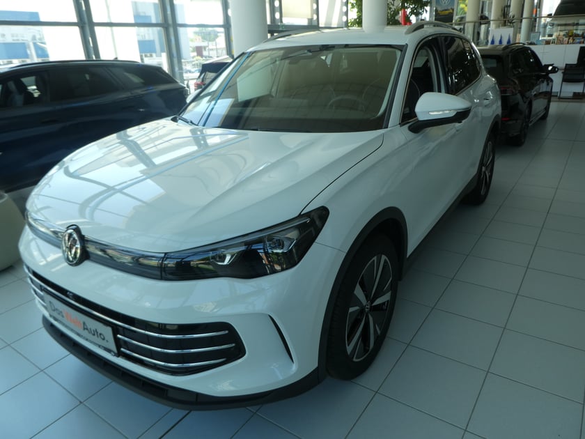 VW Tiguan Elegance eTSI DSG