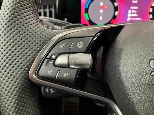 Bild eines Škoda Superb Combi Sportline iV TSI DSG