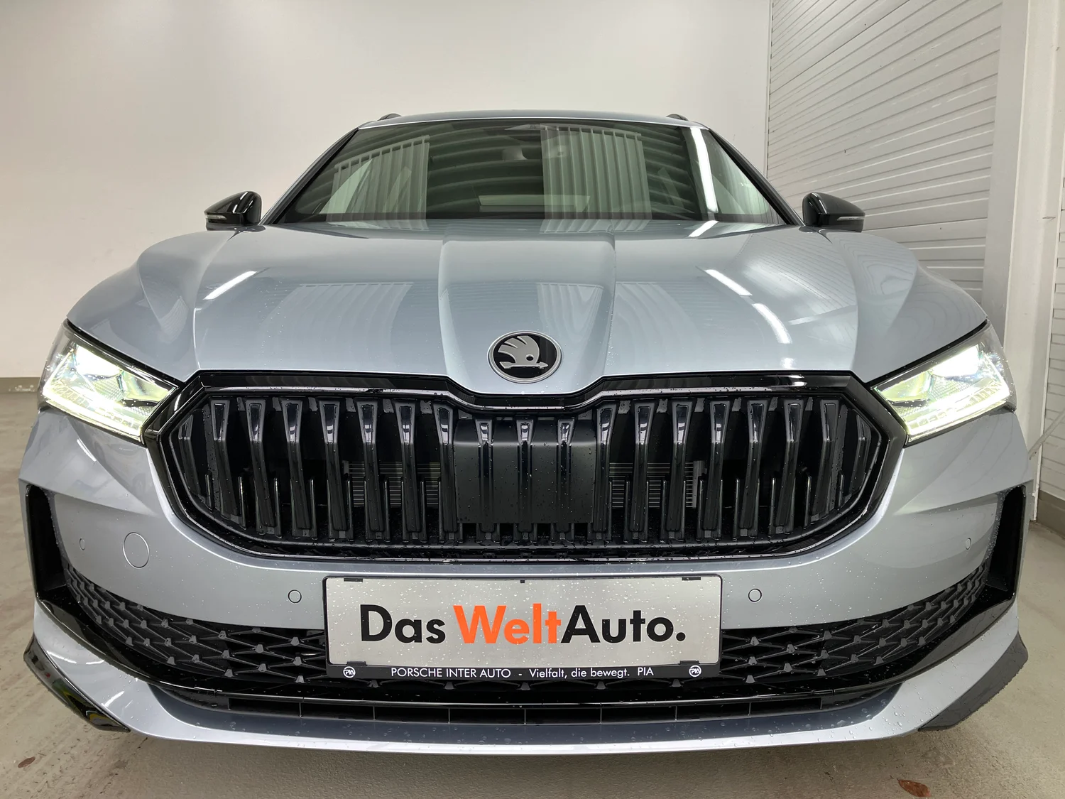 Bild eines Škoda Superb Combi Sportline iV TSI DSG