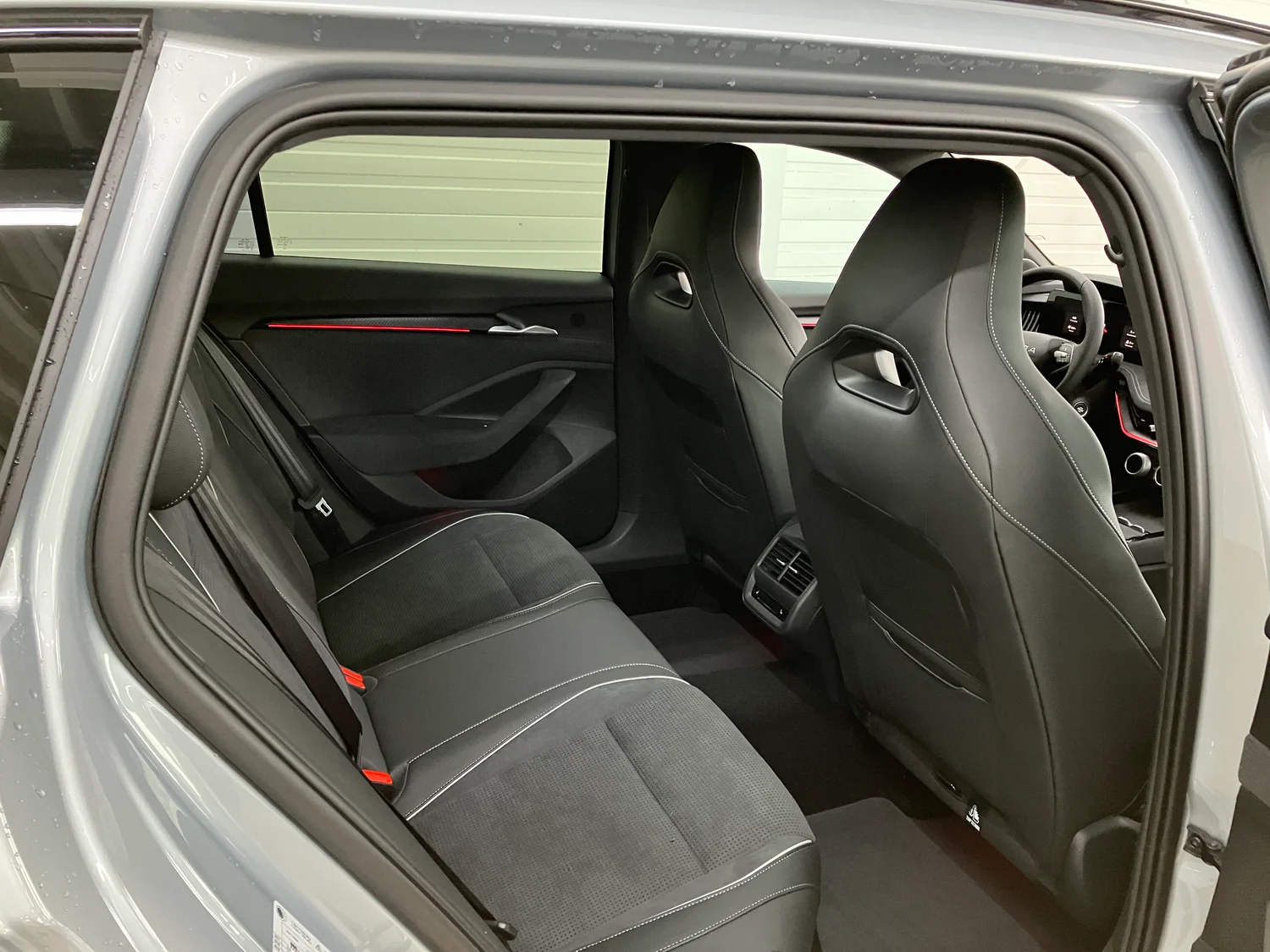 Bild eines Škoda Superb Combi Sportline iV TSI DSG