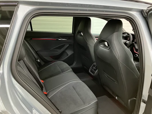 Bild eines Škoda Superb Combi Sportline iV TSI DSG