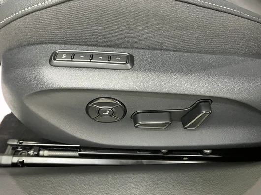 Bild eines Škoda Superb Combi Sportline iV TSI DSG