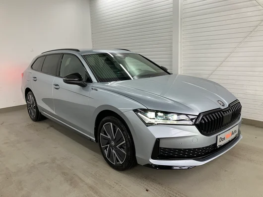 Bild eines Škoda Superb Combi Sportline iV TSI DSG