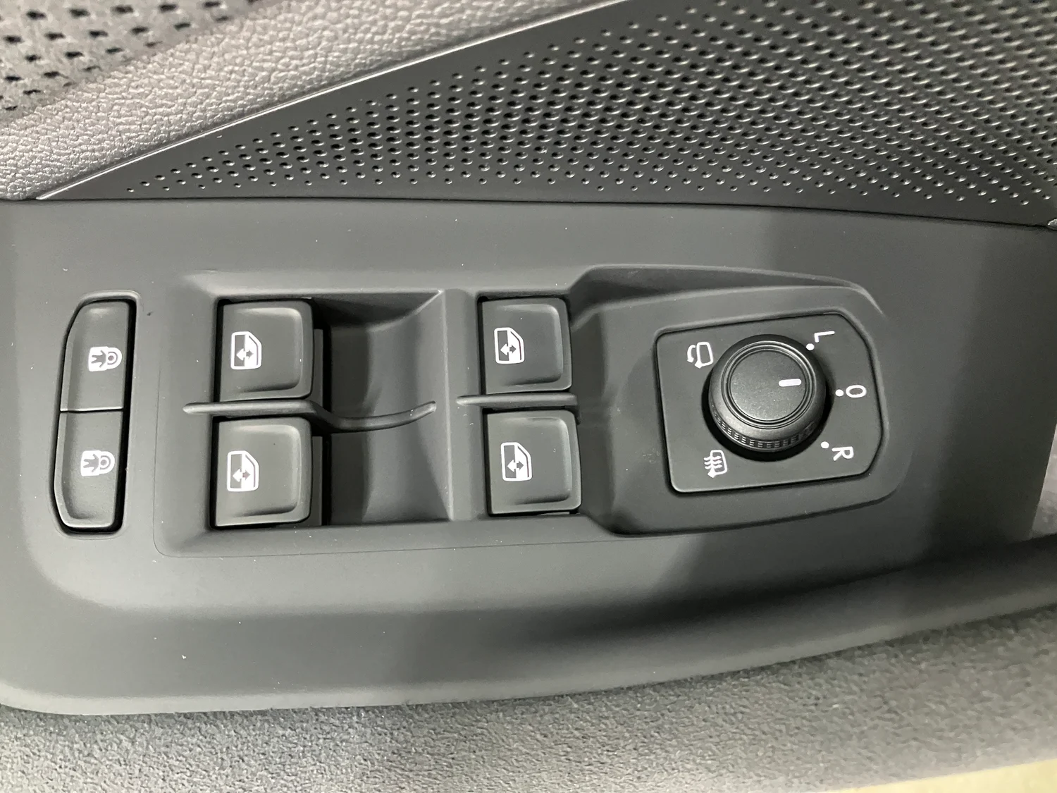 Bild eines Škoda Superb Combi Sportline iV TSI DSG