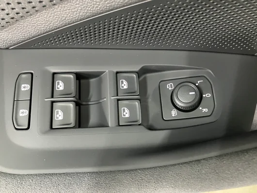 Bild eines Škoda Superb Combi Sportline iV TSI DSG