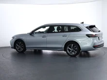 VW Passat Variant Business eHybrid 150kW in Oyster Silver Metallic