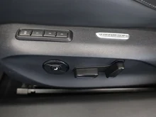 VW Passat Variant Business eHybrid 150kW in Oyster Silver Metallic