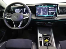 VW Passat Variant Business eHybrid 150kW in Oyster Silver Metallic