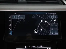 Audi e-tron 55 quattro 300 kW S line in GLETSCHERWEISS METALLIC