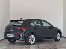 VW Golf Life mHEV TSI DSG in Grenadillschwarz Metallic
