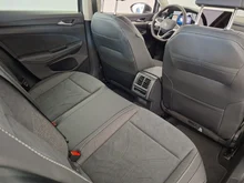 VW Golf Life mHEV TSI DSG in Grenadillschwarz Metallic