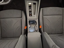 VW Golf Life mHEV TSI DSG in Grenadillschwarz Metallic