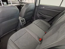 VW Golf Life mHEV TSI DSG in Grenadillschwarz Metallic