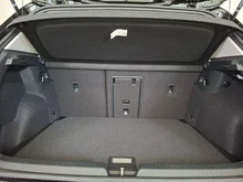 VW Golf Life mHEV TSI DSG in Grenadillschwarz Metallic