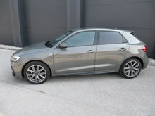 Thumbnail-Foto von Fahrzeug