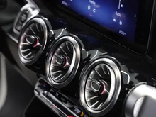 Mercedes GLB 200 d Aut. in weiss - metallic