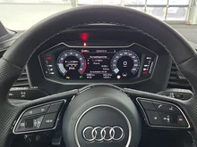 Audi A1 Sportback 30 TFSI intense in Mythosschwarz Metallic